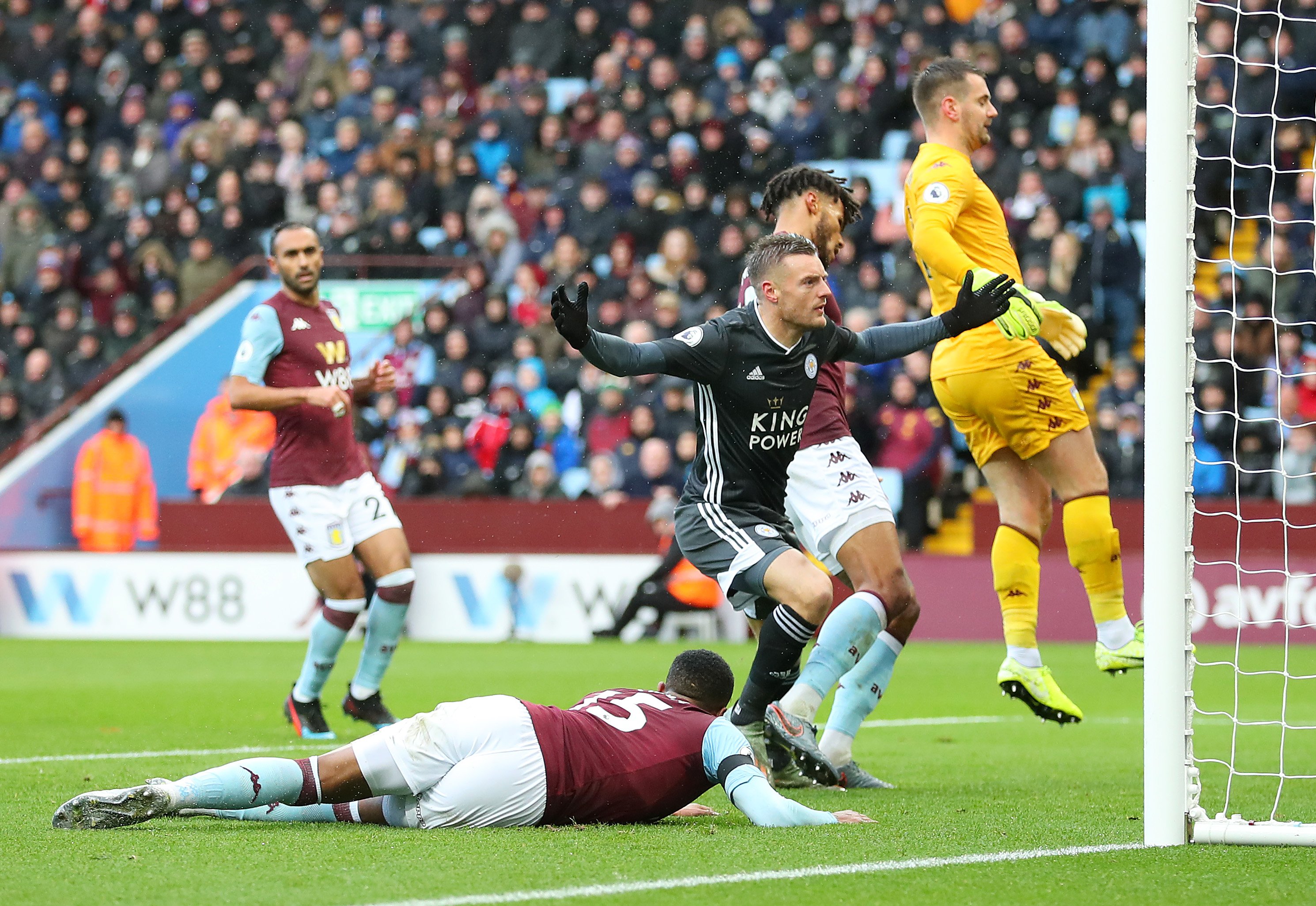 在场上运行 在场上运行